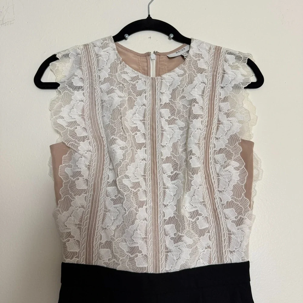 Reiss Suzy Lace Top Detail Jumpsuit Women's Size 4‎ (XS) Crew Neck Sleeveless